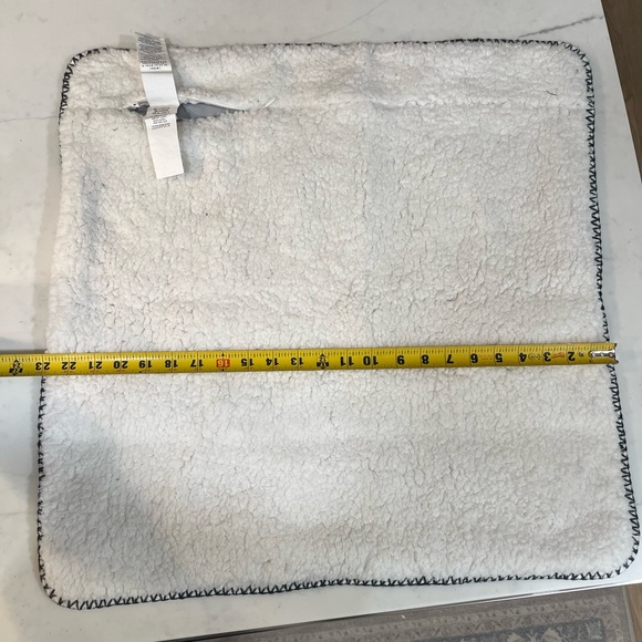 NWOT Pottery Barn Knit Blue and White Sherpa Pillow Cover - Picture 4 of 4